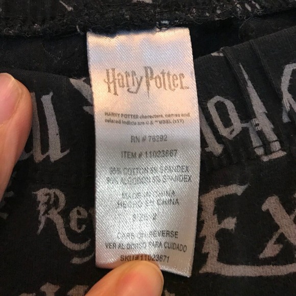 Harry Potter Wizard Spells Women's Leggings size 2 Fits s-m - Picture 2 of 7